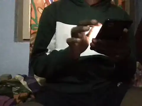 Snapshot of TeluguModda99 chatting on 12/09/24, 09:39 TeluguModda99 online show from 12/09/24, 09:39