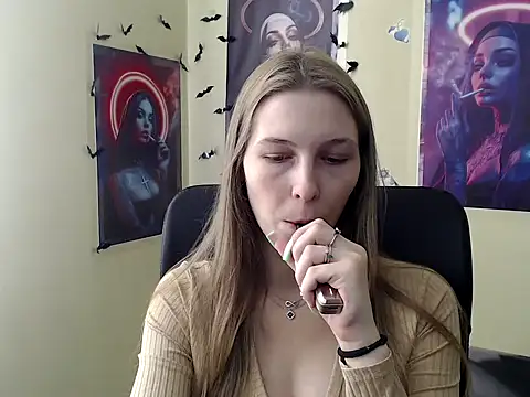 StrangerGi online show from 04/16/26, 05:52