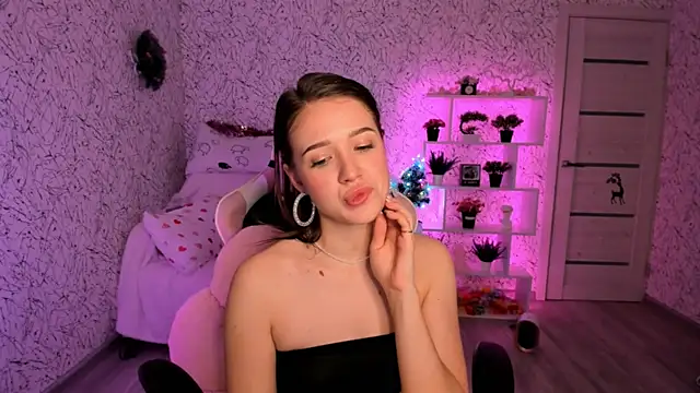 luna cross online show from 01/14/25, 10:06