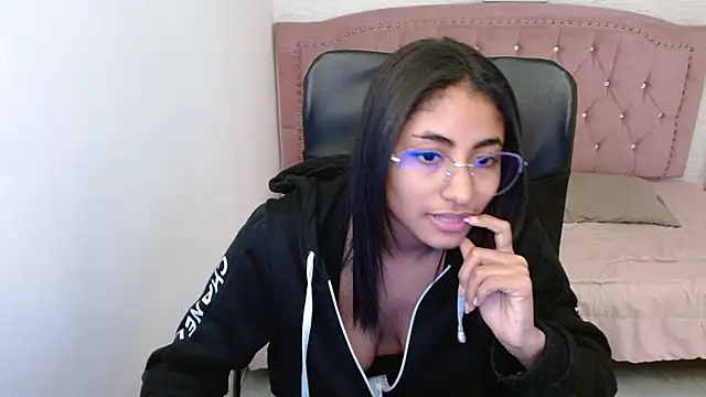 shaneelle online show from 02/28/25, 09:25