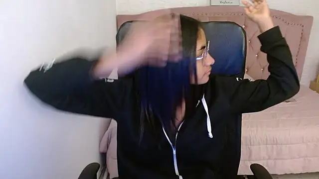 shaneelle online show from 03/14/25, 09:24