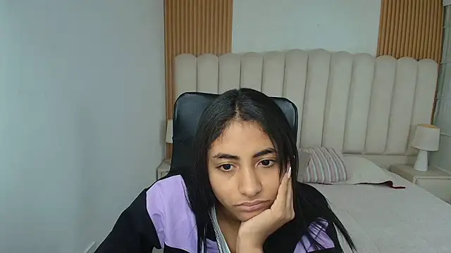 shaneelle online show from 03/04/26, 03:01