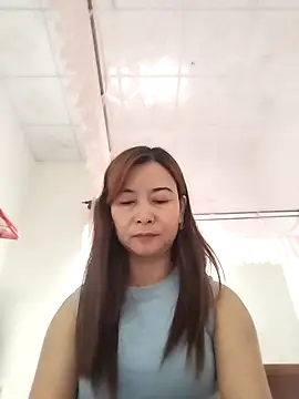 Snapshot of Sexy-ladyboobs20 chatting on 12/27/24, 01:00 Sexy-ladyboobs20 online show from 12/27/24, 01:00