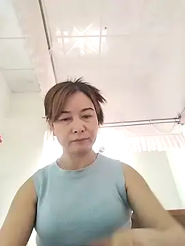 Snapshot of Sexy-ladyboobs20 chatting on 12/27/24, 04:58 Sexy-ladyboobs20 online show from 12/27/24, 04:58