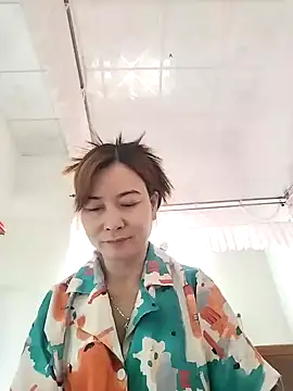 Snapshot of Sexy-ladyboobs20 chatting on 12/28/24, 04:51 Sexy-ladyboobs20 online show from 12/28/24, 04:51