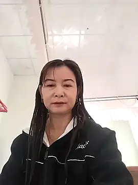 Snapshot of Sexy-ladyboobs20 chatting on 12/28/24, 08:37 Sexy-ladyboobs20 online show from 12/28/24, 08:37