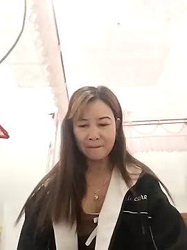 Snapshot of Sexy-ladyboobs20 chatting on 12/28/24, 10:34 Sexy-ladyboobs20 online show from 12/28/24, 10:34