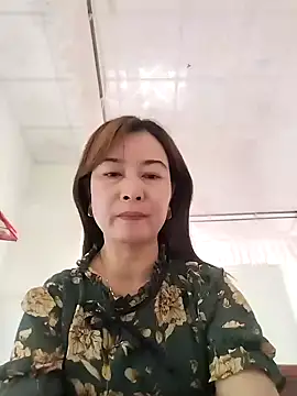 Snapshot of Sexy-ladyboobs20 chatting on 12/30/24, 05:26 Sexy-ladyboobs20 online show from 12/30/24, 05:26