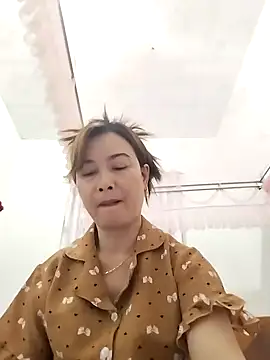 Snapshot of Sexy-ladyboobs20 chatting on 12/31/24, 11:42 Sexy-ladyboobs20 online show from 12/31/24, 11:42