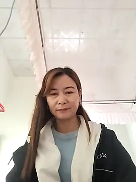 Snapshot of Sexy-ladyboobs20 chatting on 01/02/25, 01:17 Sexy-ladyboobs20 online show from 01/02/25, 01:17