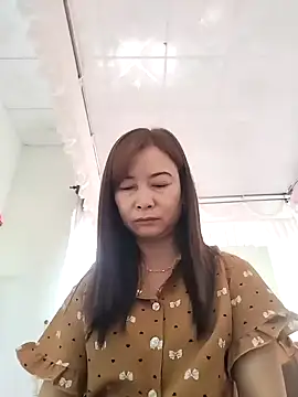 Snapshot of Sexy-ladyboobs20 chatting on 01/09/25, 08:24 Sexy-ladyboobs20 online show from 01/09/25, 08:24