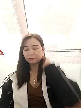 Snapshot of Sexy-ladyboobs20 chatting on 01/11/25, 11:13 Sexy-ladyboobs20 online show from 01/11/25, 11:13