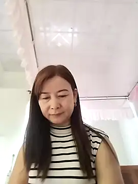 Snapshot of Sexy-ladyboobs20 chatting on 01/13/25, 02:18 Sexy-ladyboobs20 online show from 01/13/25, 02:18