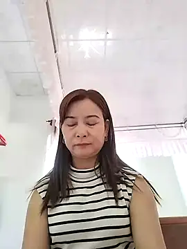 Snapshot of Sexy-ladyboobs20 chatting on 01/13/25, 07:00 Sexy-ladyboobs20 online show from 01/13/25, 07:00