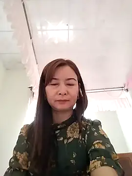 Snapshot of Sexy-ladyboobs20 chatting on 01/14/25, 09:35 Sexy-ladyboobs20 online show from 01/14/25, 09:35