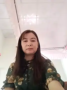 Snapshot of Sexy-ladyboobs20 chatting on 01/15/25, 02:49 Sexy-ladyboobs20 online show from 01/15/25, 02:49