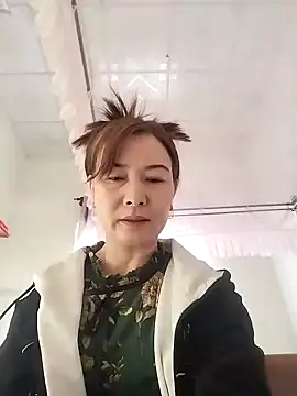 Snapshot of Sexy-ladyboobs20 chatting on 01/20/25, 01:50 Sexy-ladyboobs20 online show from 01/20/25, 01:50