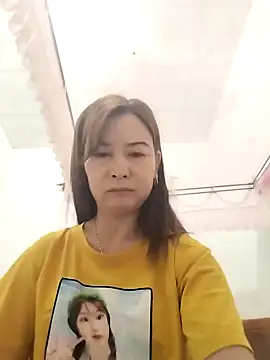 Snapshot of Sexy-ladyboobs20 chatting on 01/21/25, 11:24 Sexy-ladyboobs20 online show from 01/21/25, 11:24