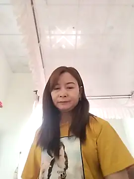 Snapshot of Sexy-ladyboobs20 chatting on 01/22/25, 02:26 Sexy-ladyboobs20 online show from 01/22/25, 02:26