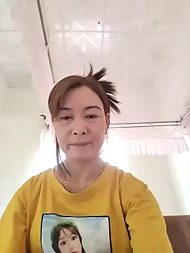 Snapshot of Sexy-ladyboobs20 chatting on 01/22/25, 05:26 Sexy-ladyboobs20 online show from 01/22/25, 05:26