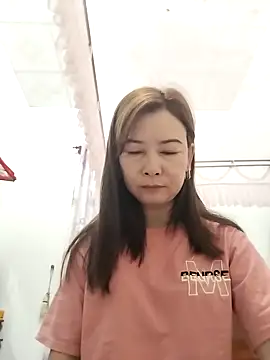 Snapshot of Sexy-ladyboobs20 chatting on 01/26/25, 10:57 Sexy-ladyboobs20 online show from 01/26/25, 10:57