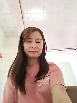 Snapshot of Sexy-ladyboobs20 chatting on 02/02/25, 07:52 Sexy-ladyboobs20 online show from 02/02/25, 07:52