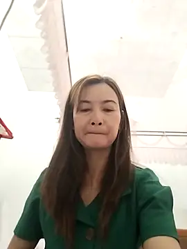 Snapshot of Sexy-ladyboobs20 chatting on 02/22/25, 11:35 Sexy-ladyboobs20 online show from 02/22/25, 11:35