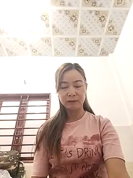 Snapshot of Sexy-ladyboobs20 chatting on 03/13/25, 12:37 Sexy-ladyboobs20 online show from 03/13/25, 12:37