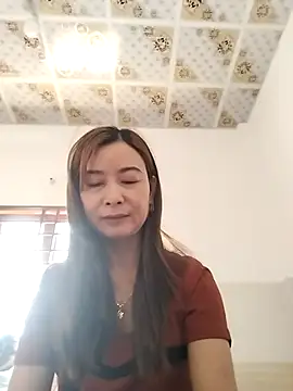 Snapshot of Sexy-ladyboobs20 chatting on 03/15/25, 05:08 Sexy-ladyboobs20 online show from 03/15/25, 05:08