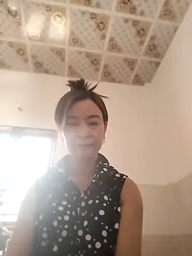 Snapshot of Sexy-ladyboobs20 chatting on 03/20/25, 05:02 Sexy-ladyboobs20 online show from 03/20/25, 05:02