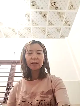 Snapshot of Sexy-ladyboobs20 chatting on 09/10/25, 01:05 Sexy-ladyboobs20 online show from 09/10/25, 01:05