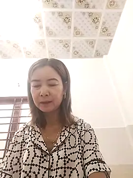 Snapshot of Sexy-ladyboobs20 chatting on 10/14/25, 01:06 Sexy-ladyboobs20 online show from 10/14/25, 01:06