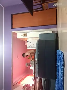 Maurob18 online show from 04/21/26, 02:23