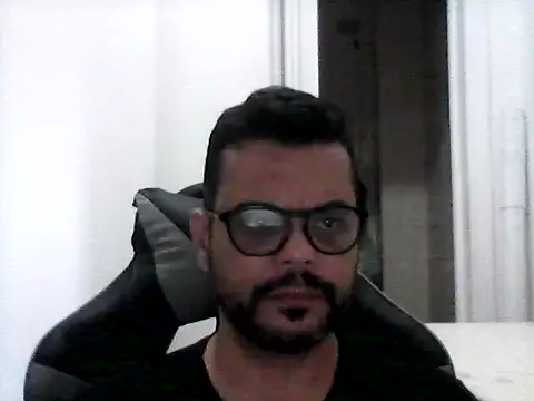 Snapshot of HornyBeachBoyBR chatting on 07/28/26, 02:24 HornyBeachBoyBR online show from 07/28/26, 02:24