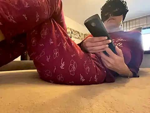 Marilou1983 online show from 12/19/25, 08:43