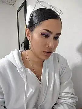 Snapshot of Sweet__Nurse1 chatting on 03/06/25, 04:49 Sweet Nurse1 online show from 03/06/25, 04:49