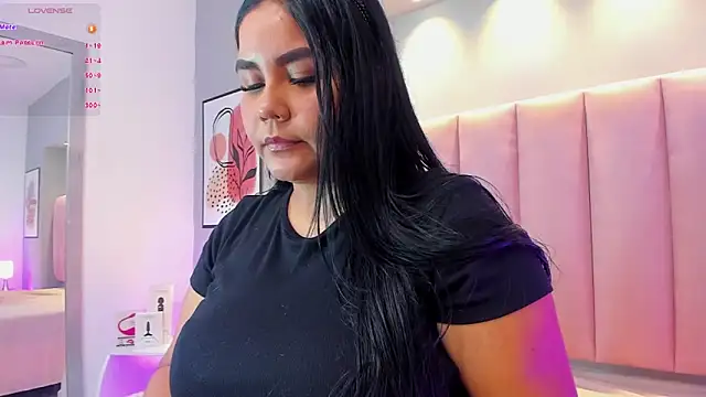 KeilyRoss online show from 09/22/25, 09:06