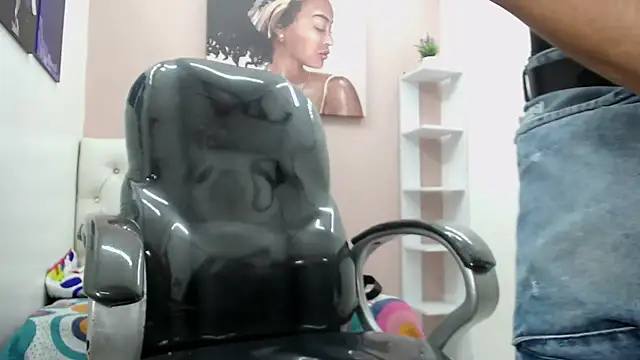 Noha scott online show from 12/07/24, 09:11