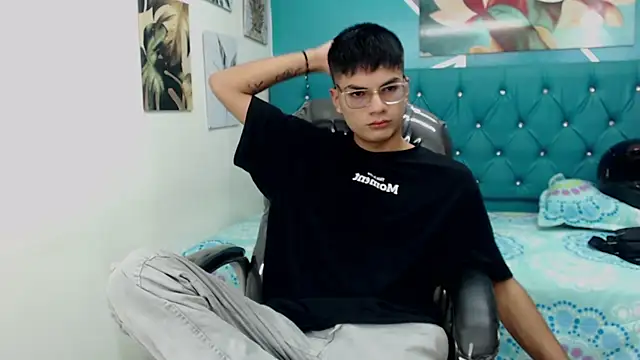 Noha scott online show from 02/02/25, 11:11