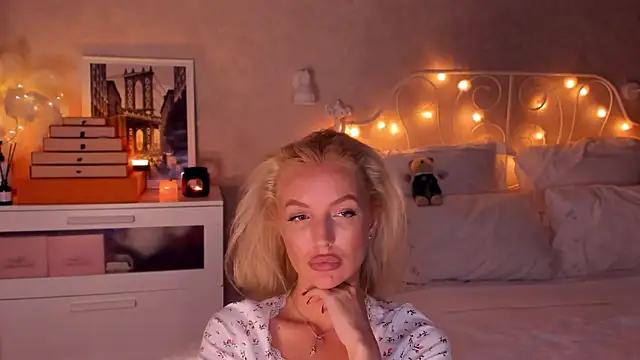 aestetick online show from 01/05/26, 05:27