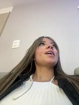 AmmyJones  online show from 04/21/26, 06:44