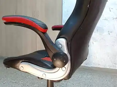 PaulinaRubio  online show from 03/20/25, 10:18