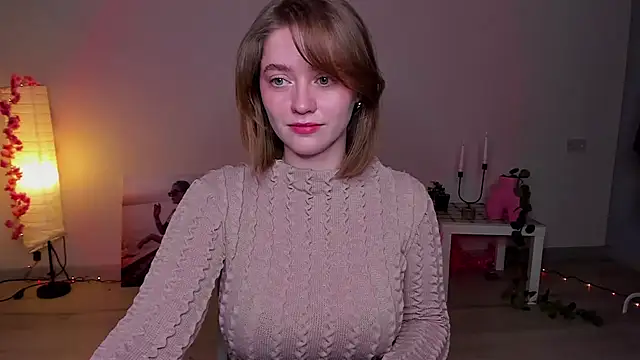 AidaPerry online show from 02/06/25, 07:18