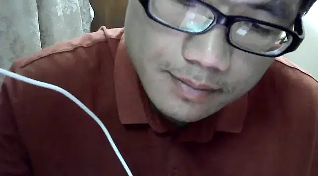 findagirlfriend online show from 02/01/25, 10:48