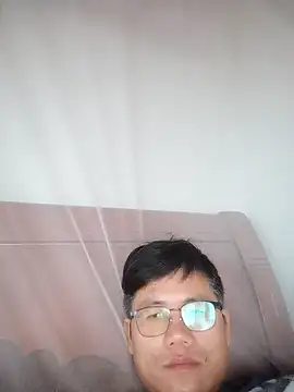 findagirlfriend online show from 12/15/25, 01:10