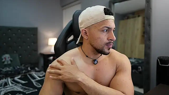 Snapshot of Martin_Logan chatting on 03/29/26, 12:10 Martin Logan online show from 03/29/26, 12:10