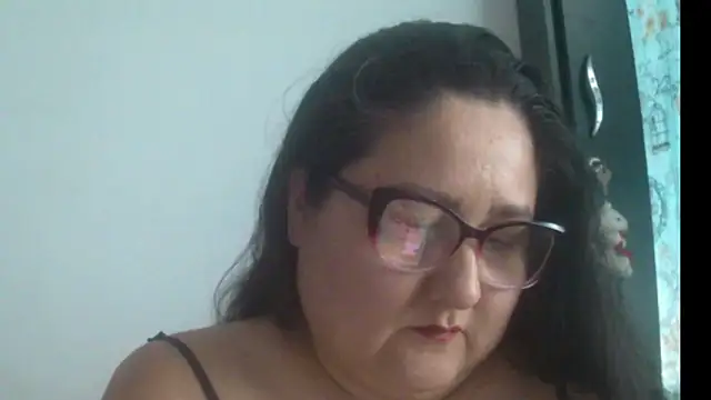 Snapshot of nanita1545 chatting on 03/27/26, 08:41 nanita1545 online show from 03/27/26, 08:41