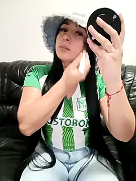 Juanamd1 online show from 12/18/24, 08:53