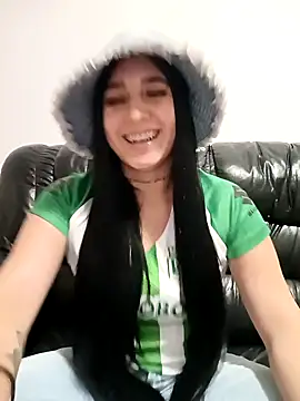 Juanamd1 online show from 12/18/24, 11:56