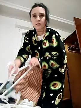 Juanamd1 online show from 12/19/24, 11:29